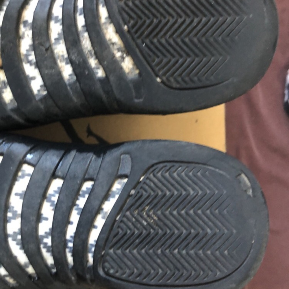 Jordan 12 Masters - Picture 4 of 5